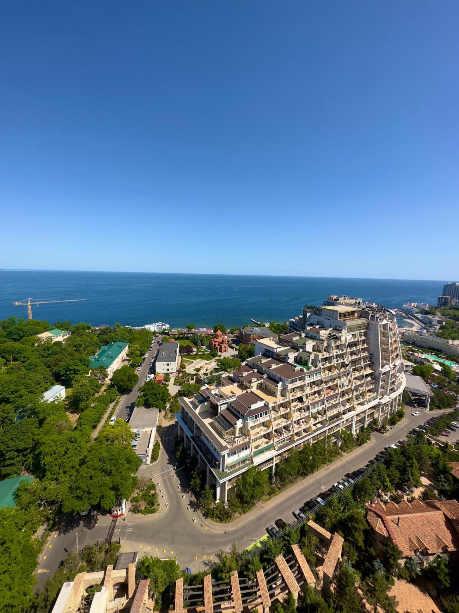 Odesa Pearl Arcadia Apartment Bagian luar foto