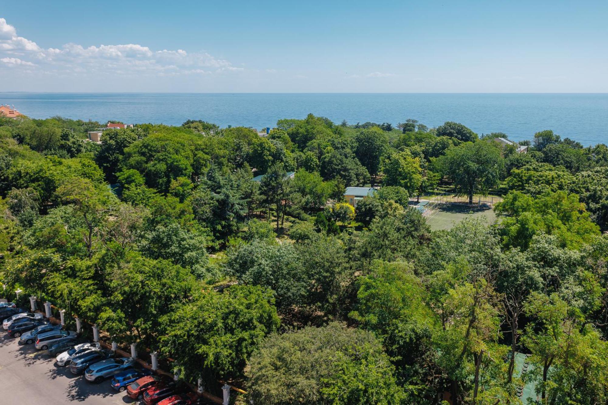Odesa Pearl Arcadia Apartment Bagian luar foto